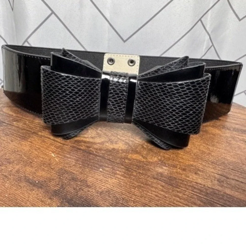 White House Black Market NEW Womens Black Wide Belt Elastic Bow Cinch Patent